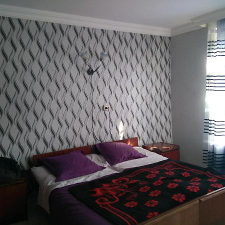 9 Plus - Orbeli Exterior photo